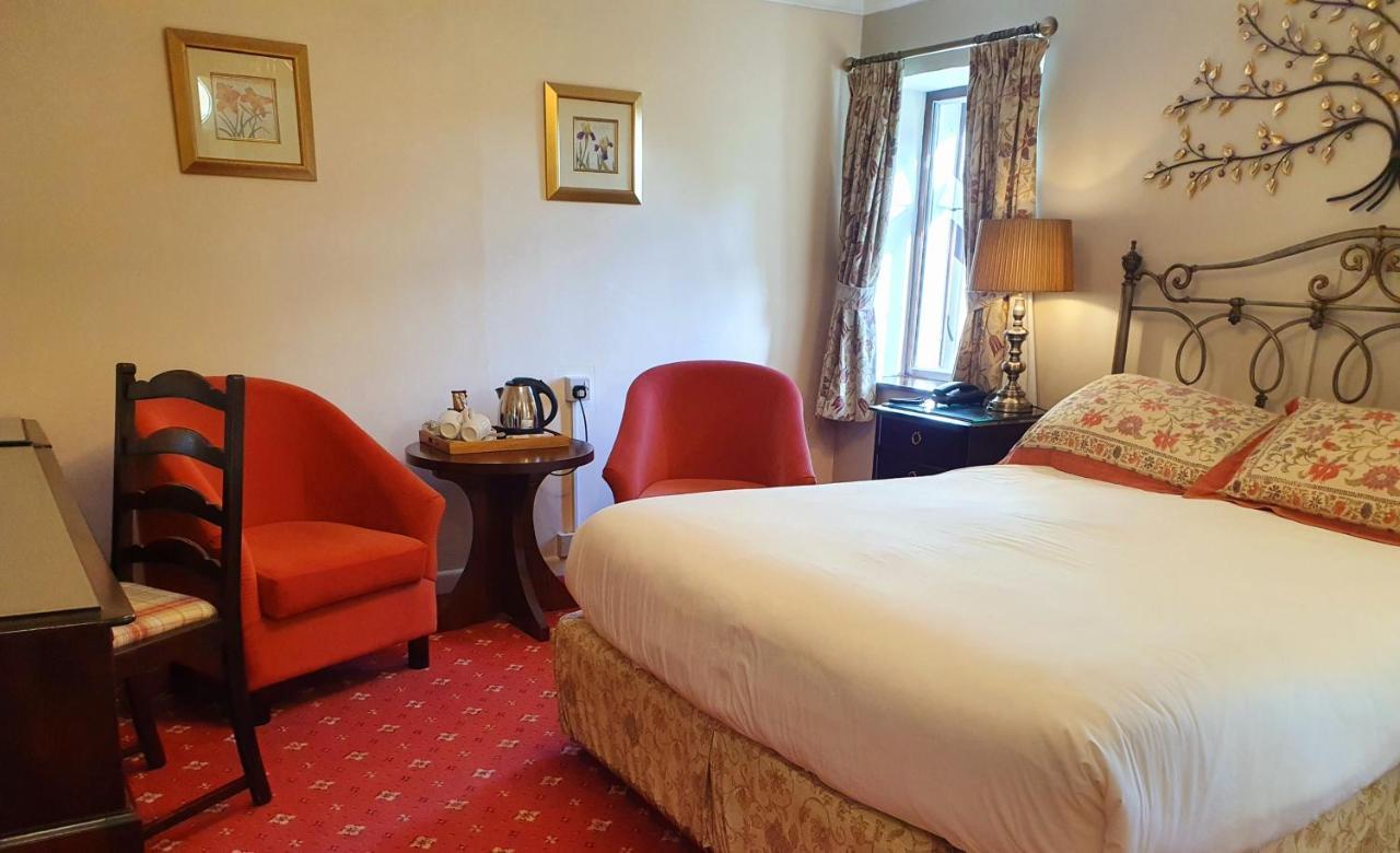 Stow Lodge Hotel Экстерьер фото