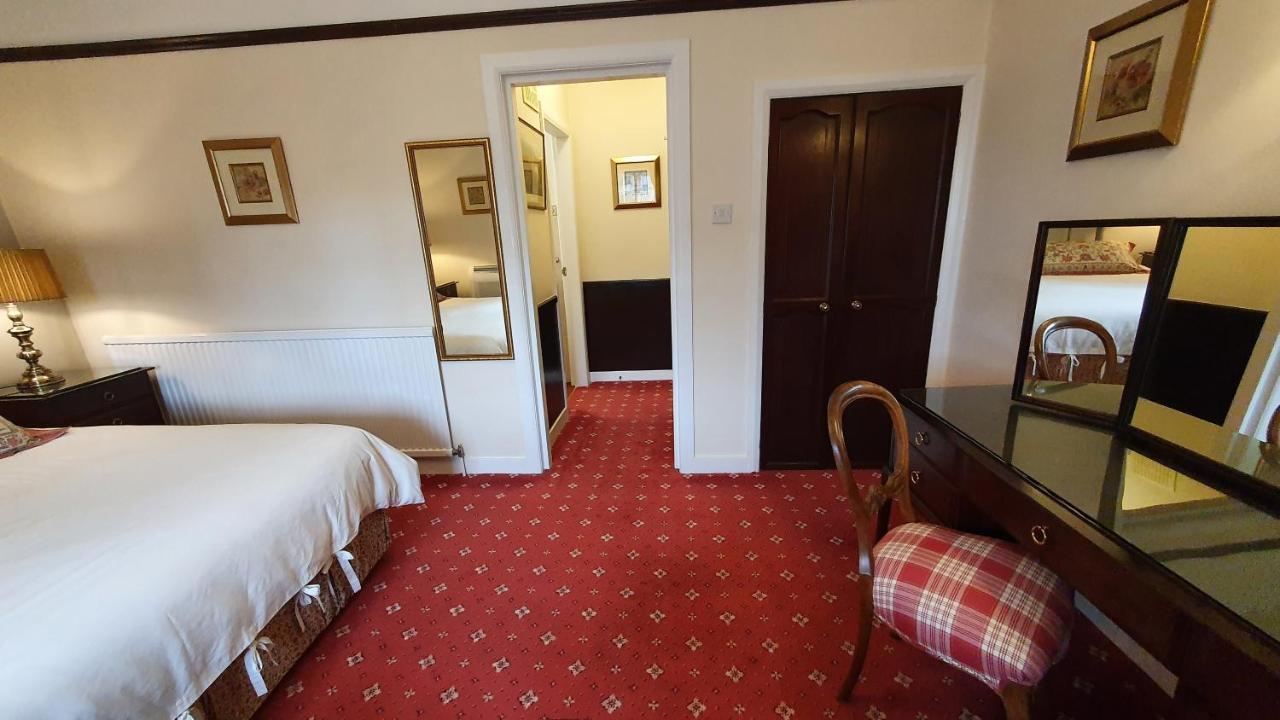 Stow Lodge Hotel Экстерьер фото