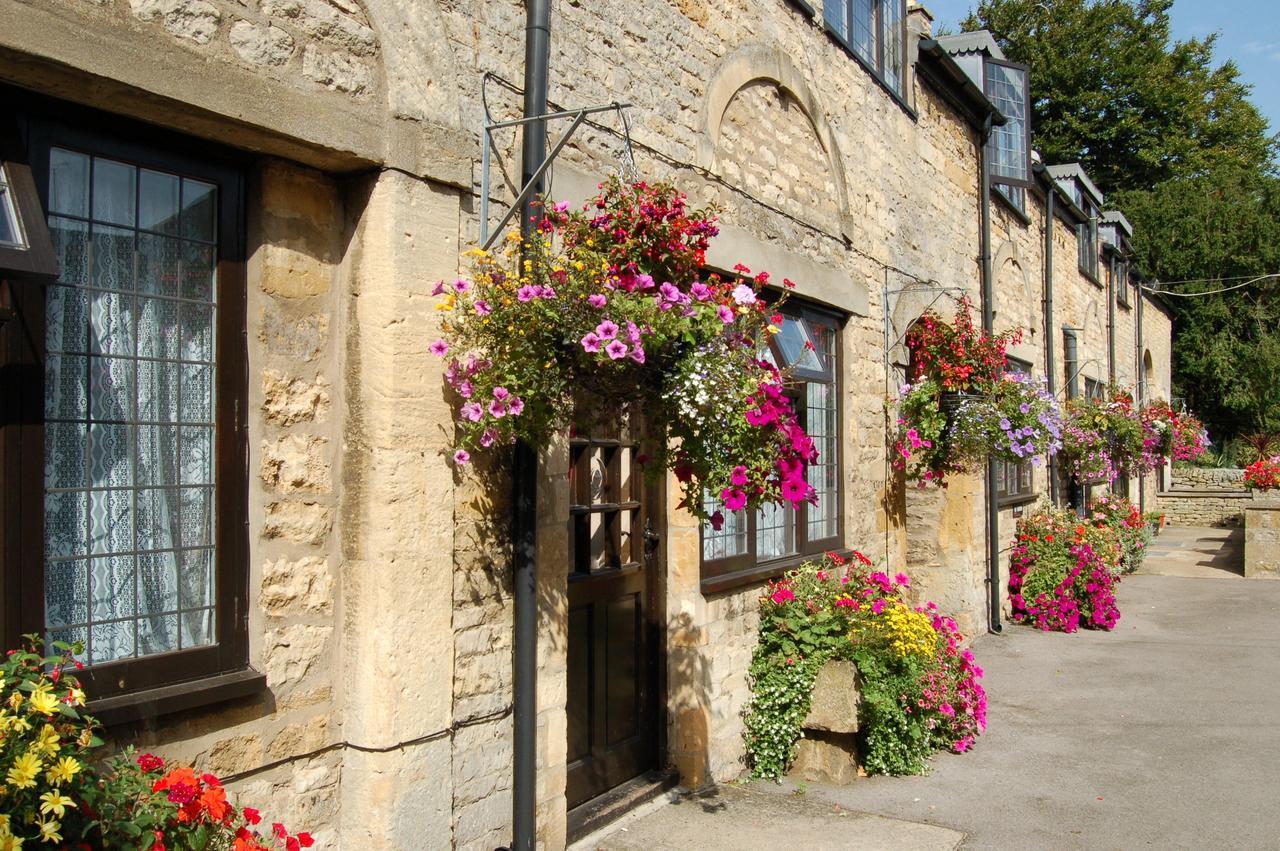 Stow Lodge Hotel Экстерьер фото
